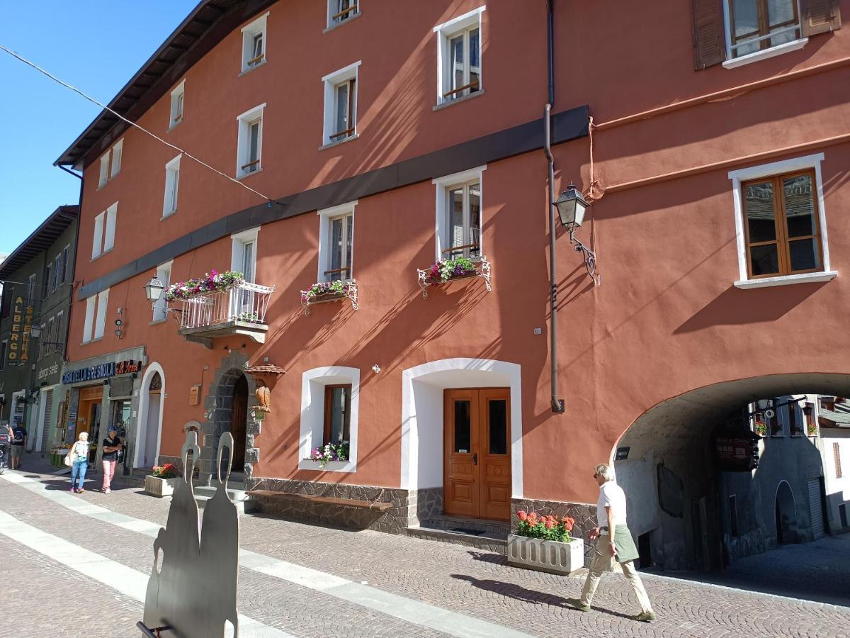 Hotel Gufo Bormio Zewnętrze zdjęcie